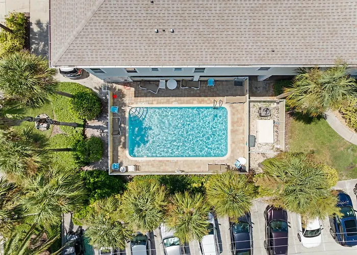 Seaside Serenity: Your Perfect Escape! Apartment