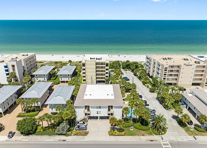 Seaside Serenity: Your Perfect Escape! Apartment *