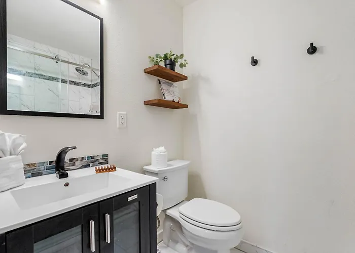Apartment Seaside Serenity: Your Perfect Escape! Clearwater Beach