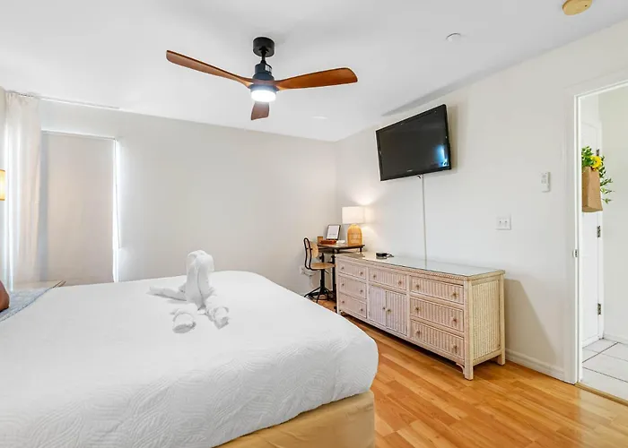 Apartment Seaside Serenity: Your Perfect Escape! *