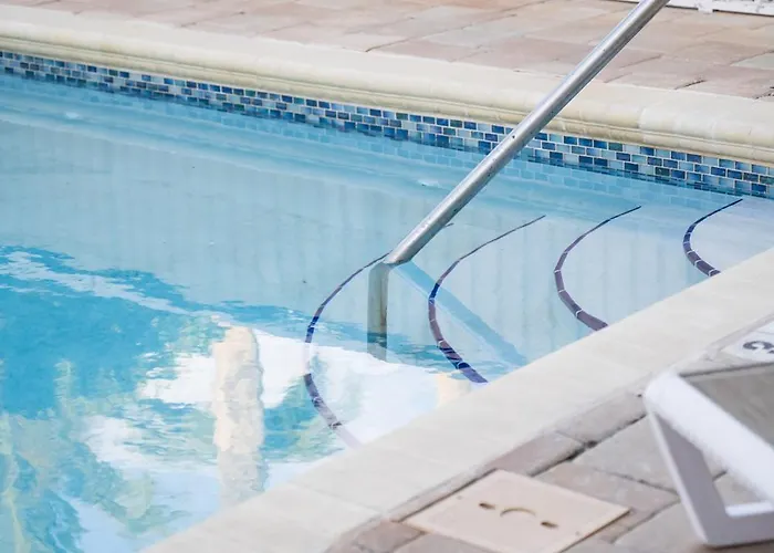 Apartment Seaside Serenity: Your Perfect Escape! *